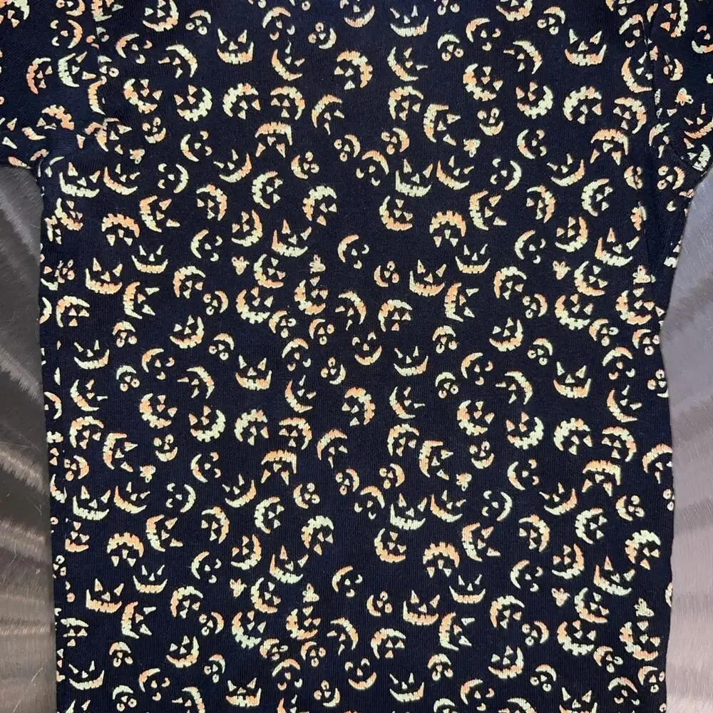 Halloween Burt’s Bees Kids Black Jack-o’-lantern PJ Set - Size: 5T
